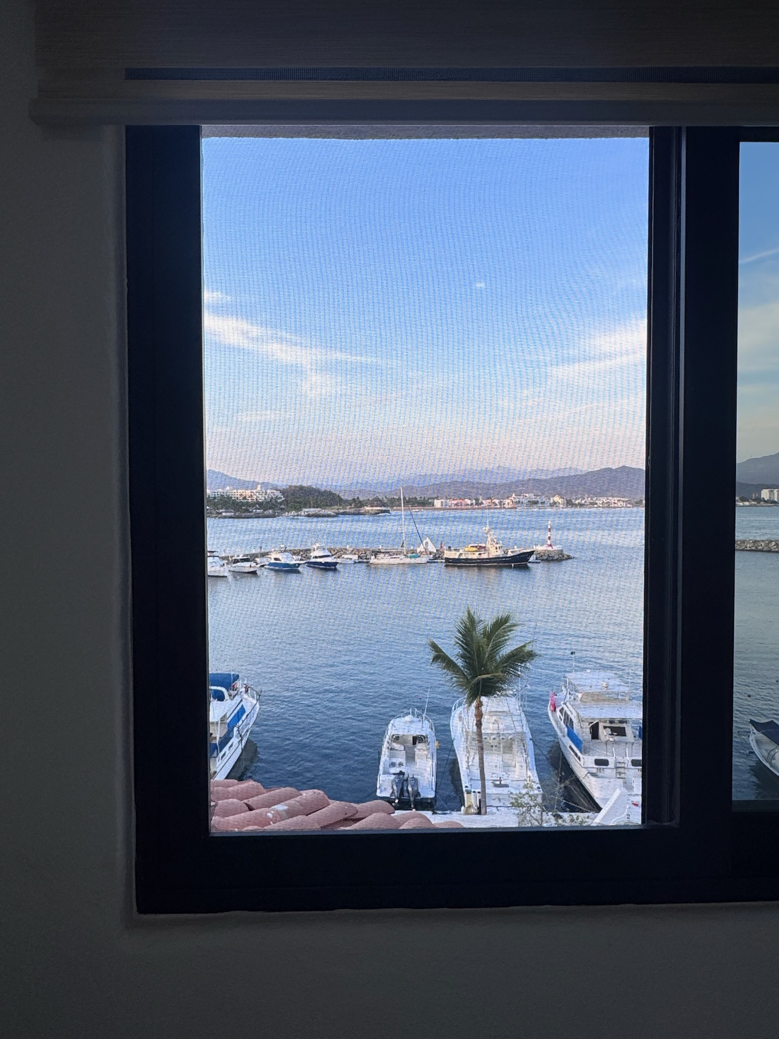Vista a la marina desde la ventana